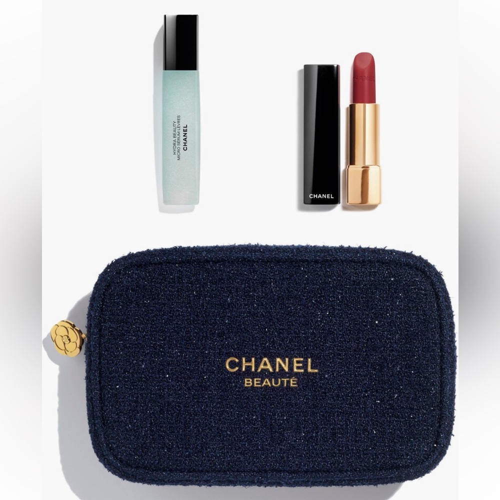 Chanel Limited Set:Serum, Lipstick, Cosmetic Bag, A Card, Ribbons & Shopping Bag - Picture 3 of 17
